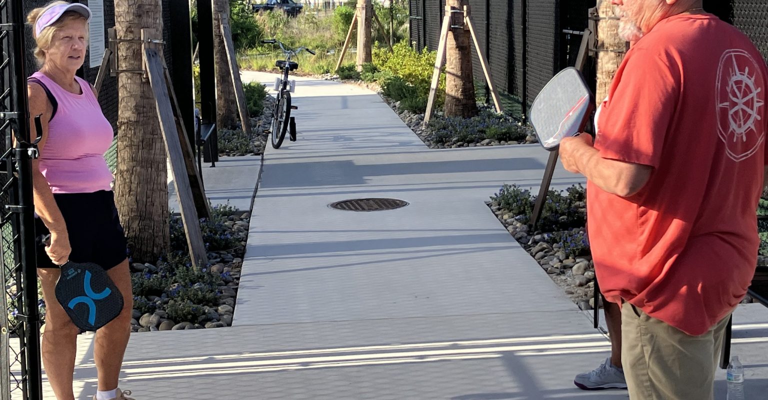 8ED39B8A-C032-4F23-AADE-67AE8698D5A2